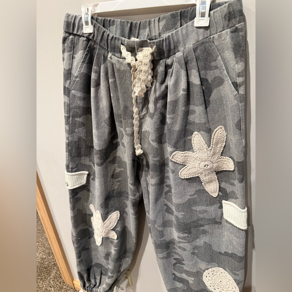 POL Gray Camouflage Calalou Camo Pants - Picture 4 of 7